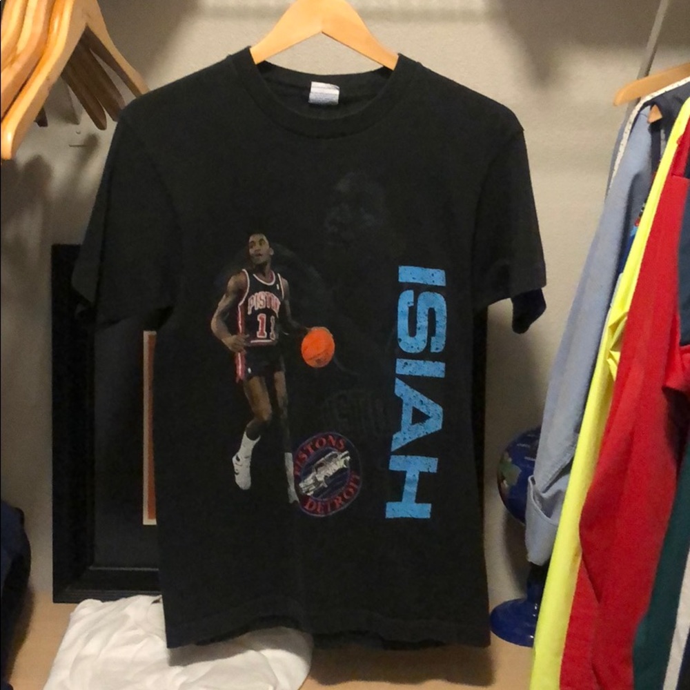 Isaiah Thomas tee